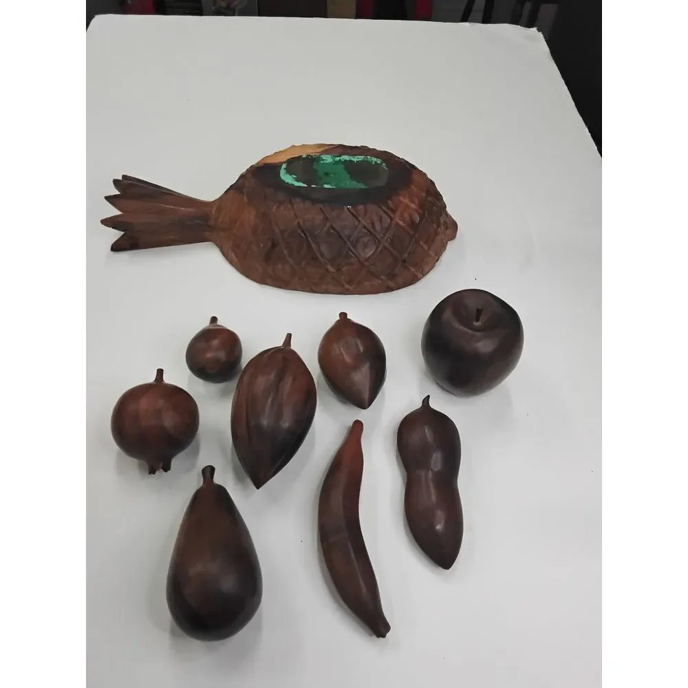 Carved Wooden Fruit Bowl Set Decorative Carved Pineapple Design w/8 Fruit Pieces